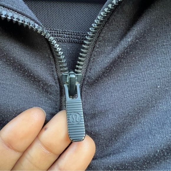 Lululemon Sweater Womens 2 Black Full Zip Mesh Vent Back Casual Yoga Athleisure - Picture 8 of 13